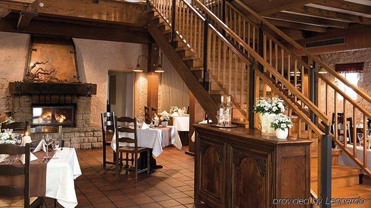 Victor'S Residenz-Hotel Schloss Berg Nennig Bekvämligheter bild Restaurant Au Vieux Fournil